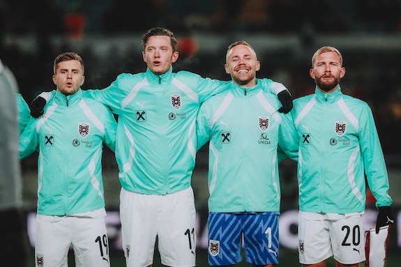 {"titleEn":"SOCCER - NL, KAZ vs AUT","description":"ALMATY,KAZAKHSTAN,14.NOV.24 - SOCCER - UEFA Nations League, OEFB international match, Kazakhstan vs Austria. Image shows Christoph Baumgartner, Michael Gregoritsch, Alexander Schlager and Konrad Laimer (AUT) during the hymn. Photo: GEPA pictures/ Armin Rauthner","tags":null,"focusX":0.21005028896644462,"focusY":0.27041813892683964}