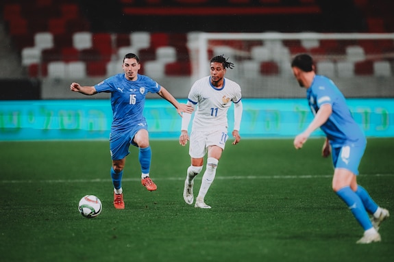 {"titleEn":"Israel v France - UEFA Nations League 2024/2025 - Group B","description":"Michael OLISE of France and Gloukh OSCAR of Israel during the UEFA Nations League 2024/2025 match between Israel and France at Bozsik Stadion on October 10, 2024 in Budapest, Hungary. (Photo by Baptiste Fernandez/Icon Sport)   - Photo by Icon Sport","tags":null,"focusX":0.0,"focusY":0.0}