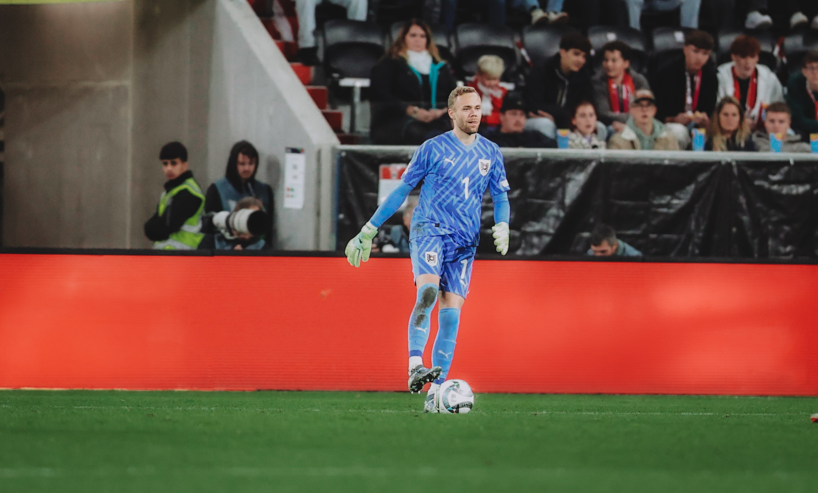 {"titleEn":"10.10.2024, Linz, AUT, Austria v Kazakhstan - UEFA Nations League 2024/25 League B Group B3, im Bild Alexander Schlager,","description":"10.10.2024, Linz, AUT, Austria v Kazakhstan - UEFA Nations League 2024/25 League B Group B3, im Bild Alexander Schlager, AUT, *** 10 10 2024, Linz, AUT, Austria v Kazakhstan UEFA Nations League 2024 25 League B Group B3, in the picture Alexander Schlager, AUT,","tags":null,"focusX":0.0,"focusY":0.0}